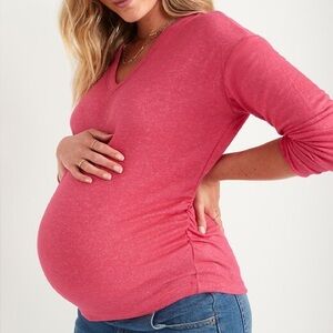 Old Navy Maternity Cozy-Knit Long-Sleeve V-Neck T-Shirt in Bright Scarlet
